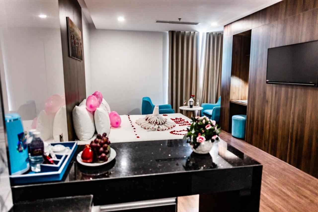 Gold Hotel Da Nang By Haviland מראה חיצוני תמונה
