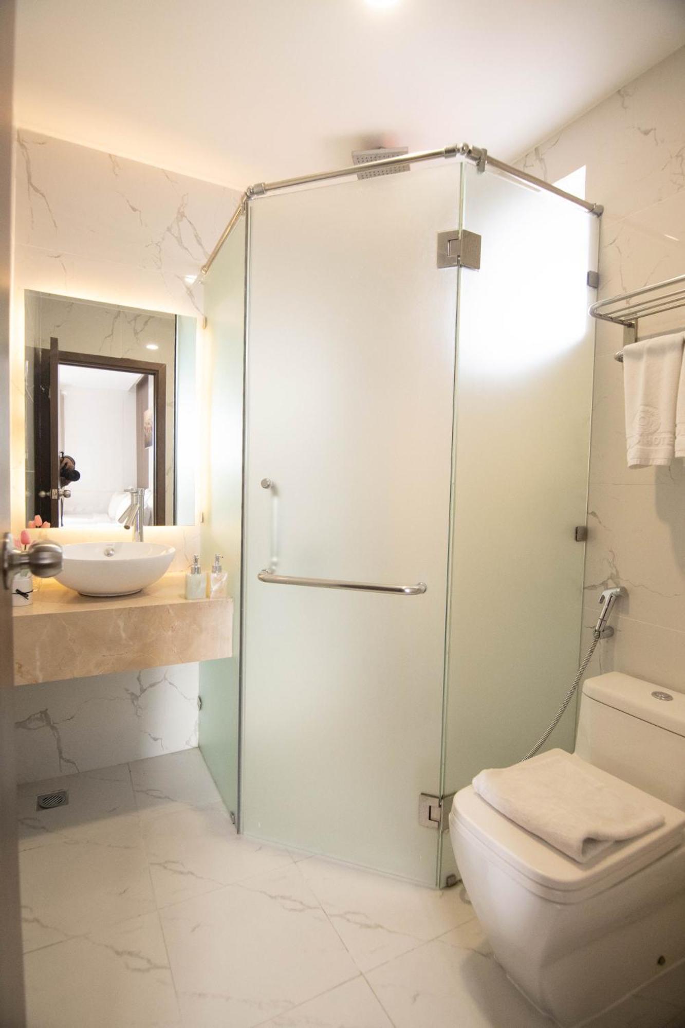 Gold Hotel Da Nang By Haviland מראה חיצוני תמונה