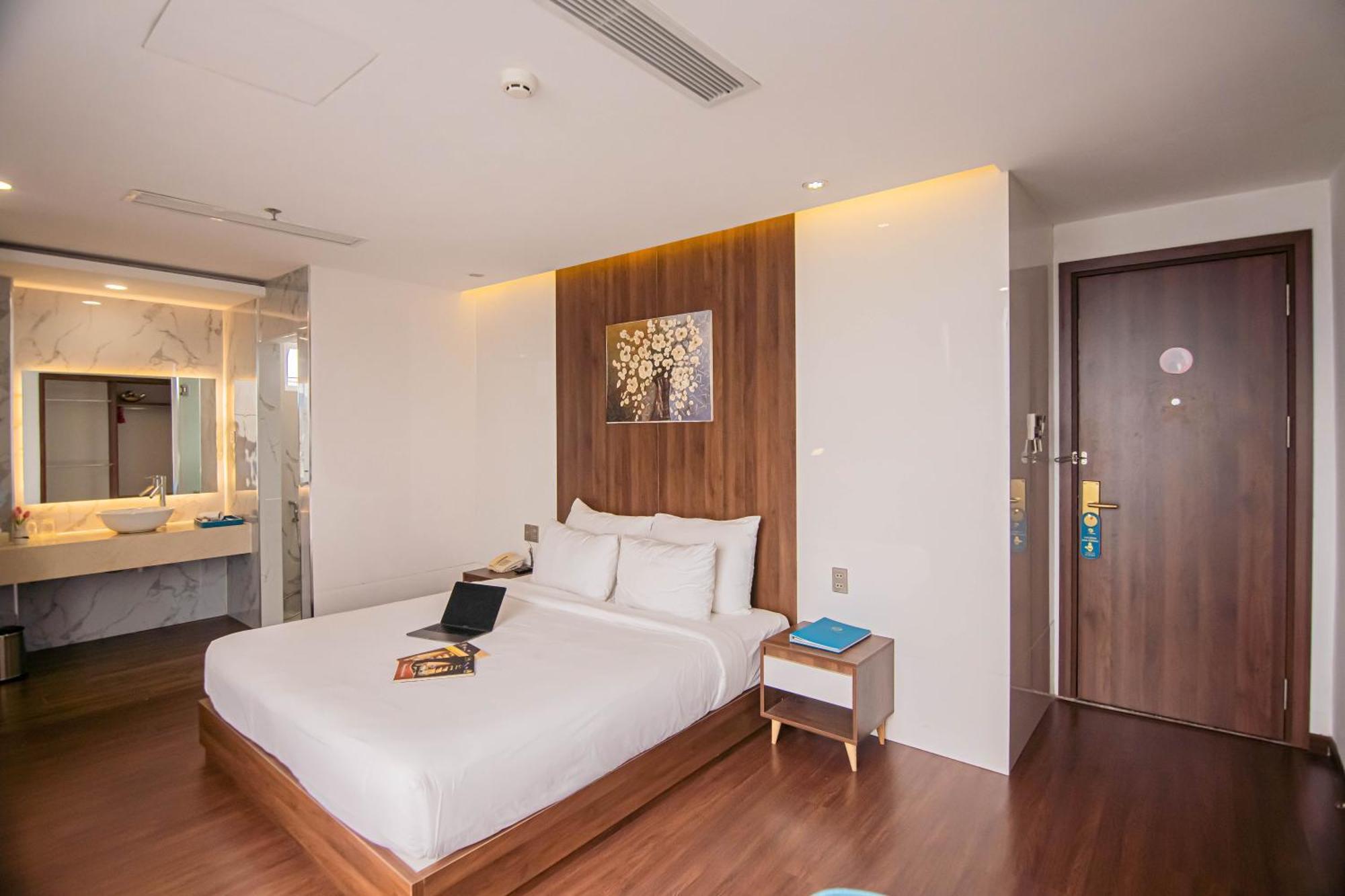 Gold Hotel Da Nang By Haviland מראה חיצוני תמונה